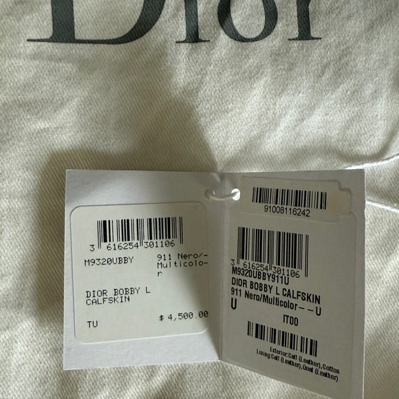 Dior Bobby Bag - Picture 3 of 13